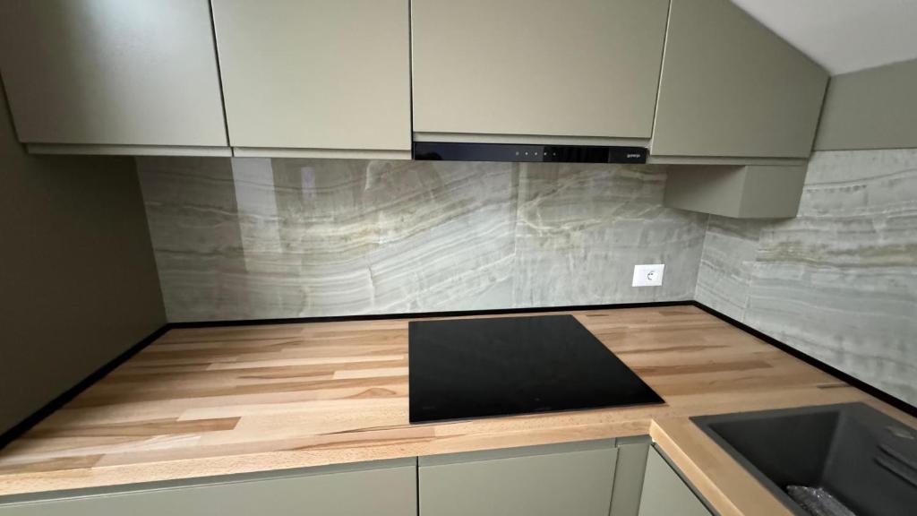 H&H Apartments photo 4