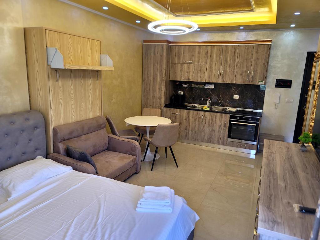 NEWBORN Apartments Lungomare Vlore photo 4