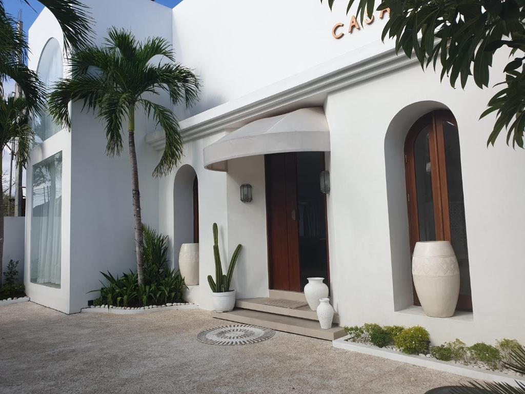Three BR Modern Mediterranean Villa Uluwatu photo 1