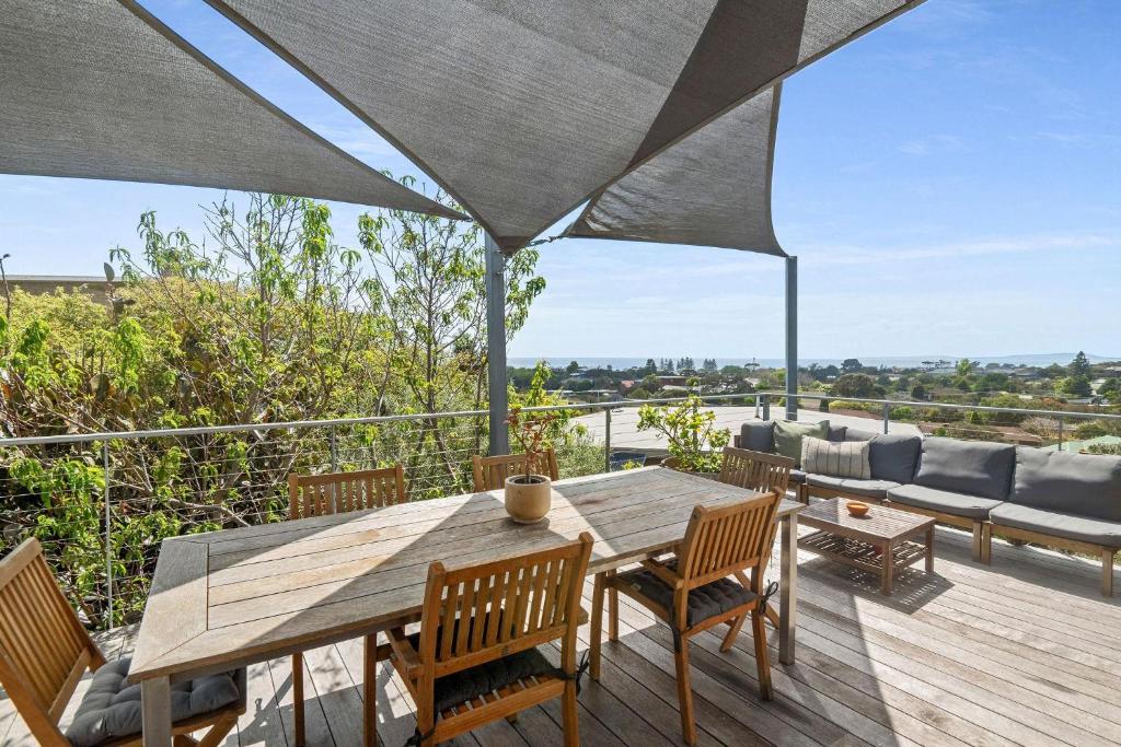 Seaside Bayview Family Oasis photo 4