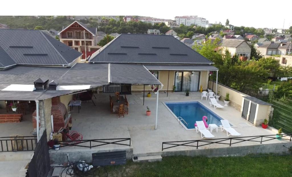 Qusar Garden House