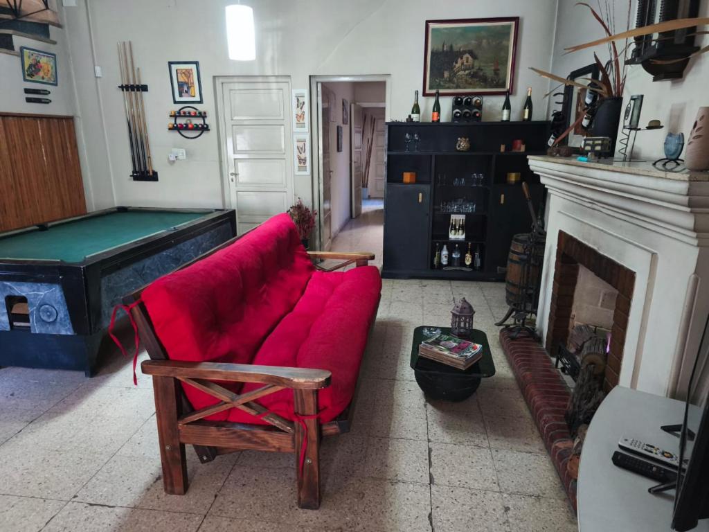 Casa familiar con billar photo 4
