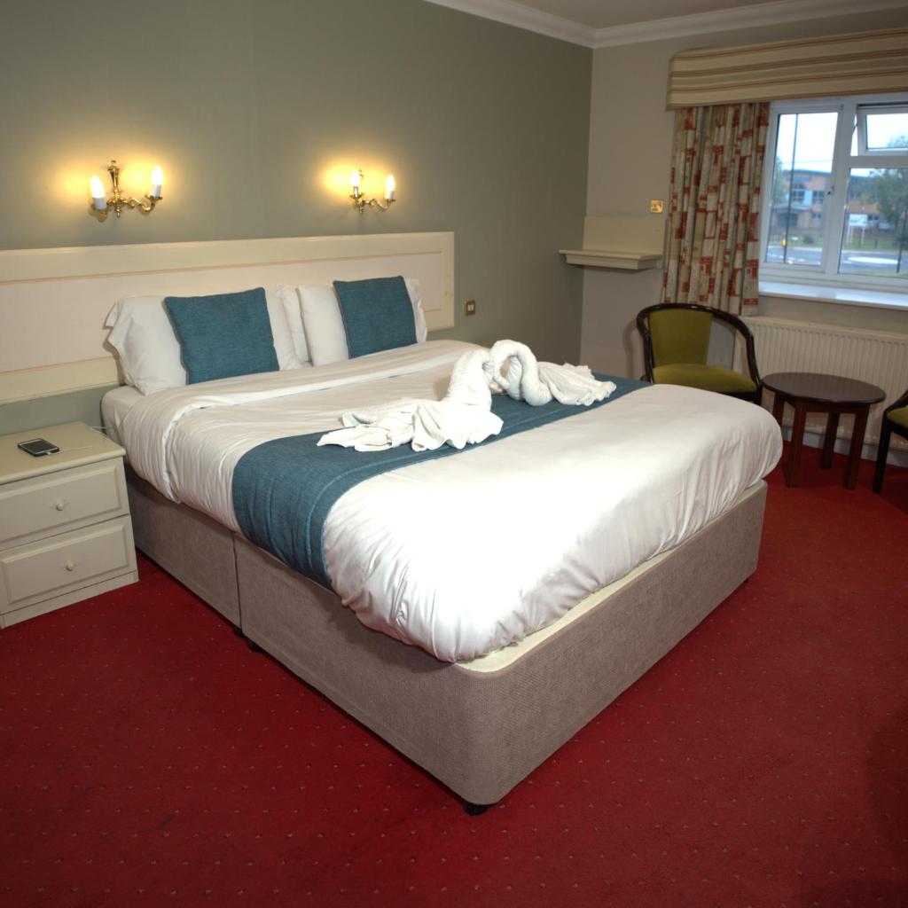 Consort Hotel & Urban Spa - Tap to explore photos