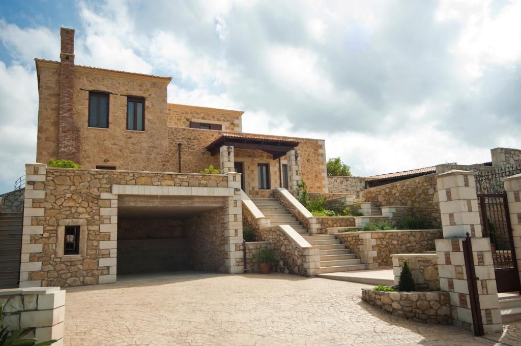 Villa-Aristotelis photo 1