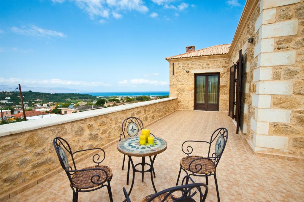 Villa-Aristotelis photo 4