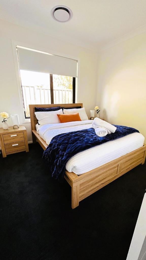 The Orange Haven - Relaxing Stay, Central Spot photo 2