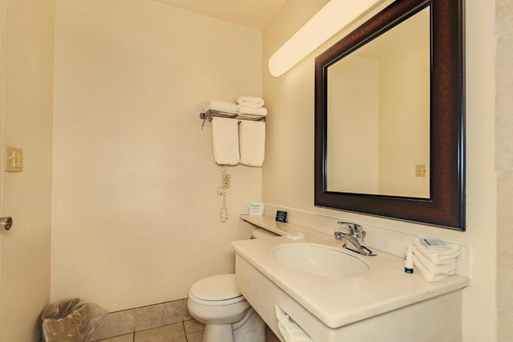 Americas Best Value Inn Austinburg - Tap to explore photos