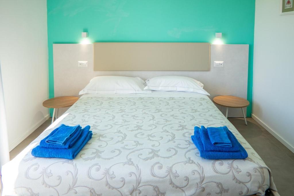 Villa Est Room Type - Queen Room with Balcony