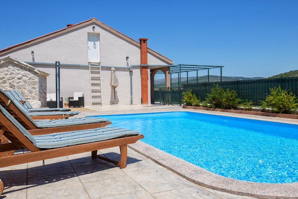 Holiday Villa Anna photo 2