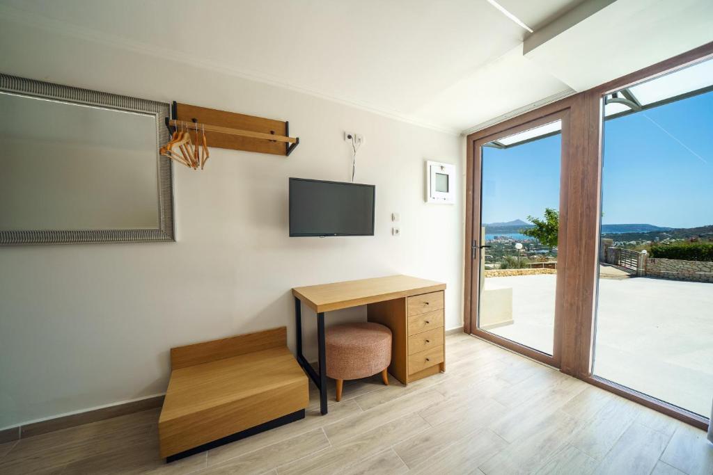 Villa Kedria with a panoramic ocean view - Tap to explore photos