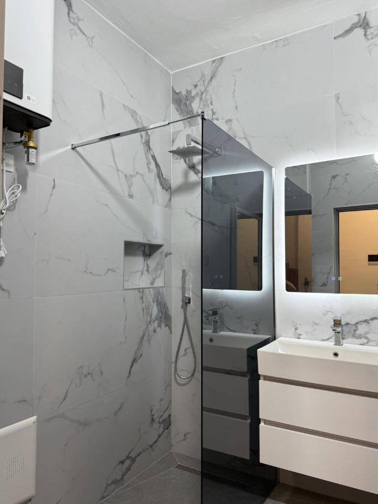 Fishta Apartment photo 2