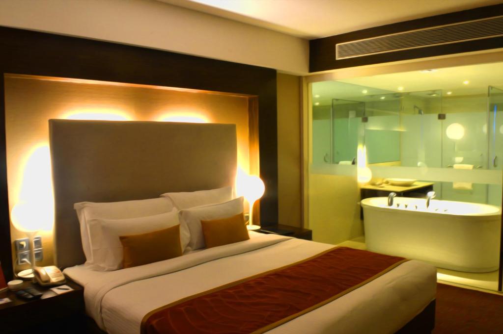 Сьюит (Suite - 25% discount on Food & Beverages (Except In-Room Dinning) & Early Check-In or Late Check-out (Subject to availability)), The Pride Hotel, Bangalore