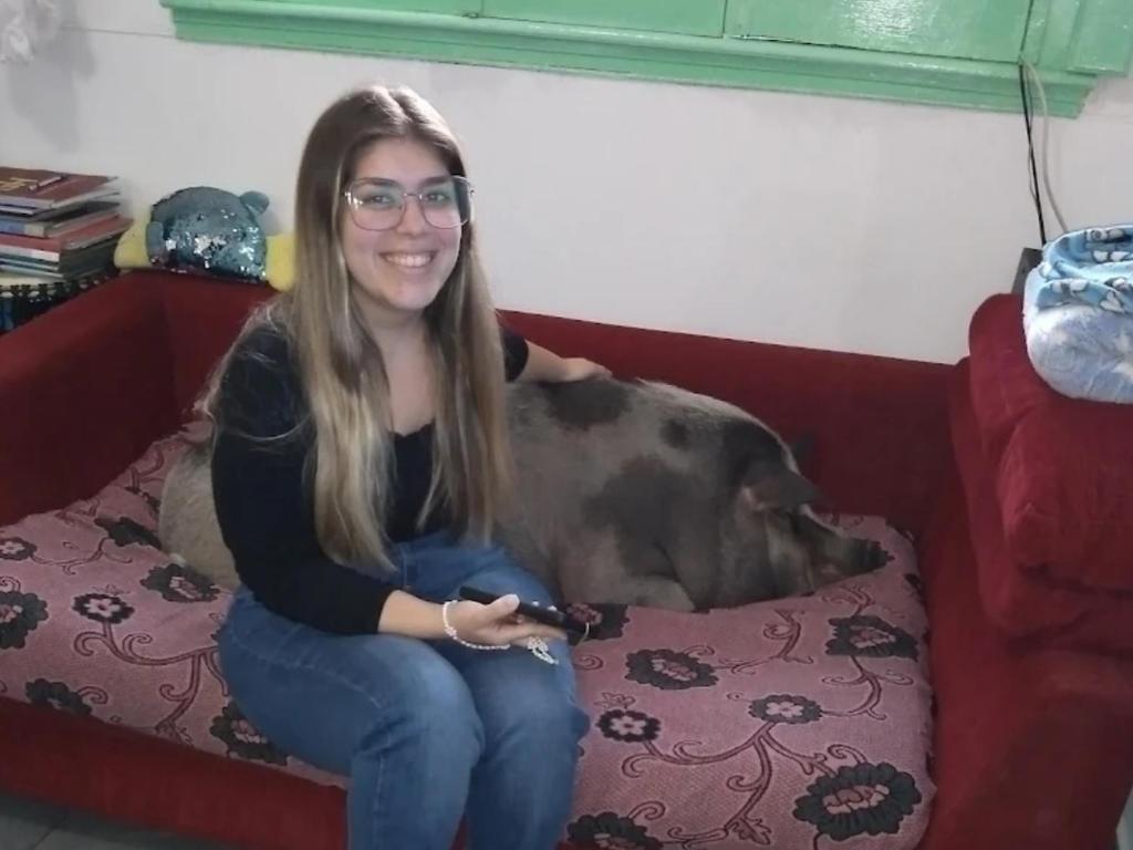 G H Hostal photo 1