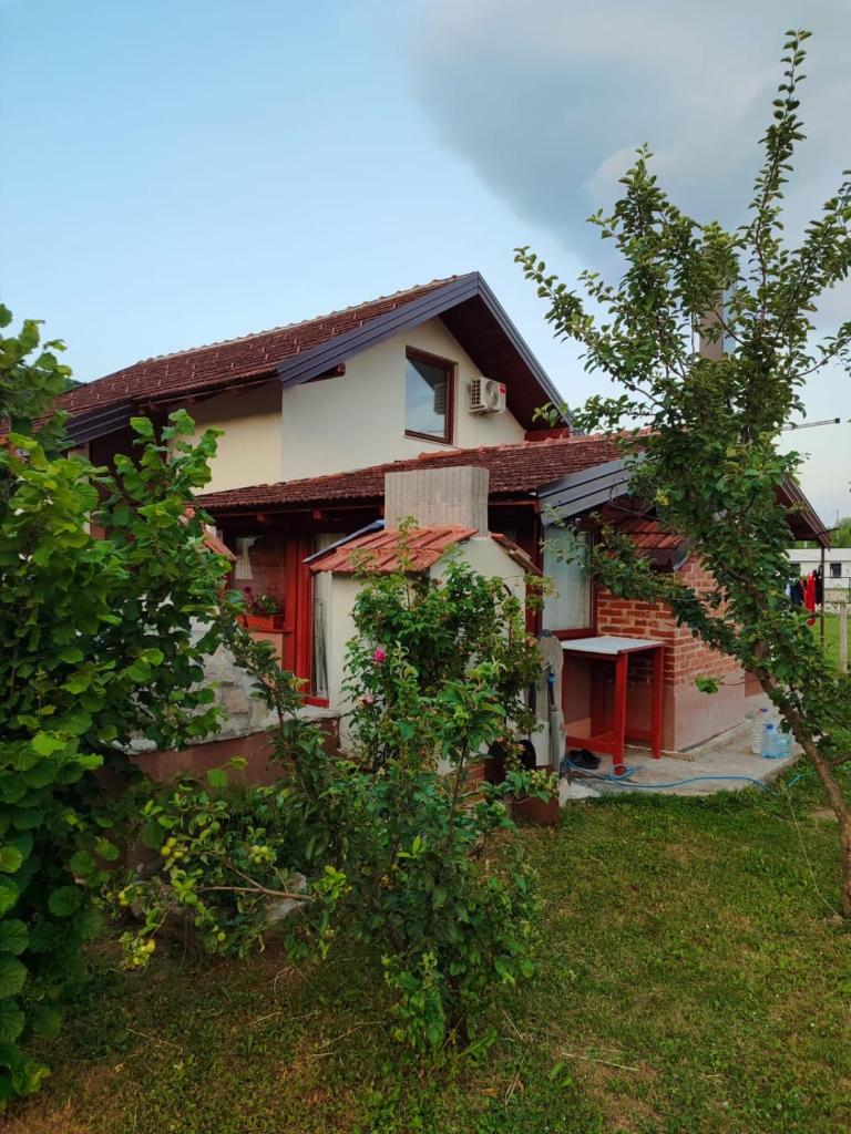 Country House Asy