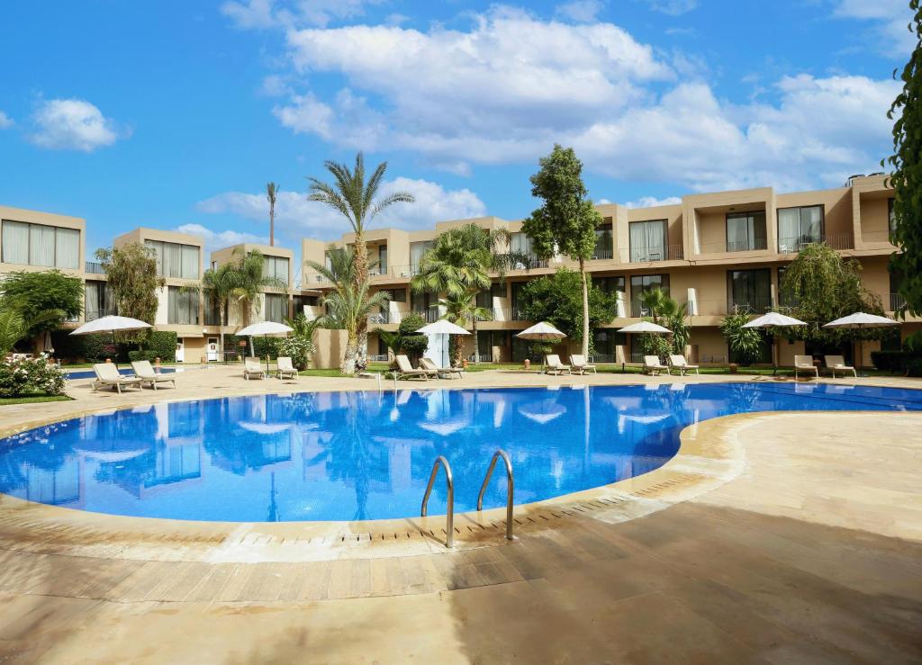 Rawabi Hotel & Spa - Tap to explore photos