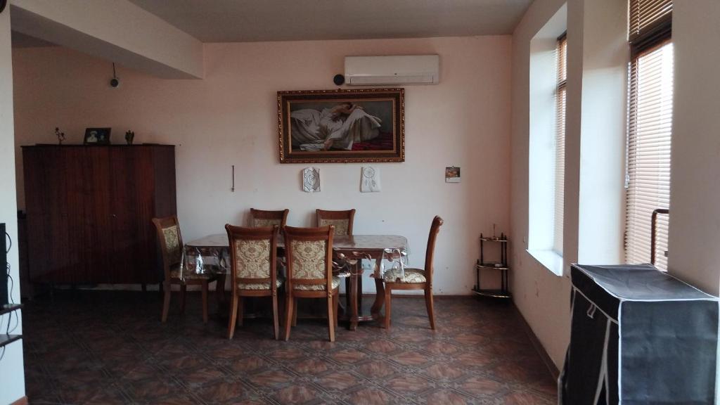 Welcome to Ashtarak photo 3