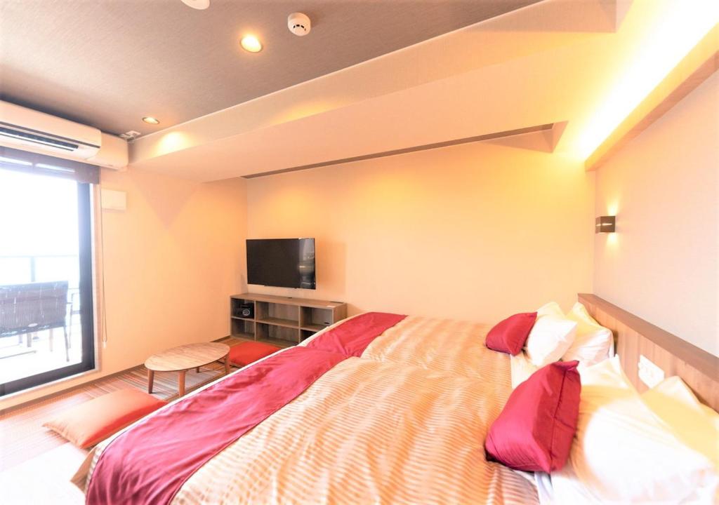 LiVEMAX RESORT ATAMI SEA FRONT - Tap to explore photos