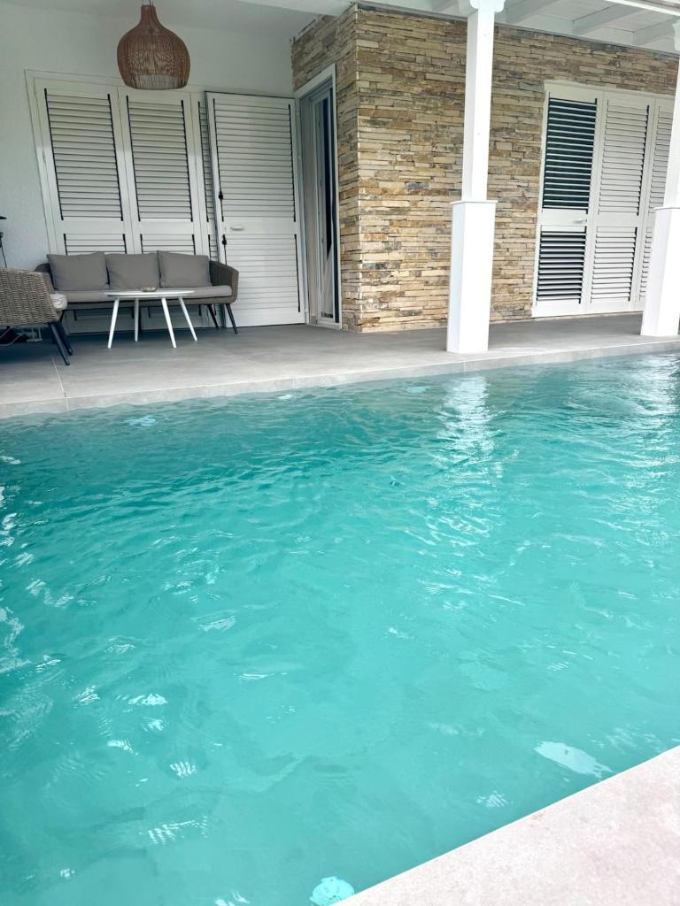 Crystal Pool Villa Bay of Lalzi photo 4
