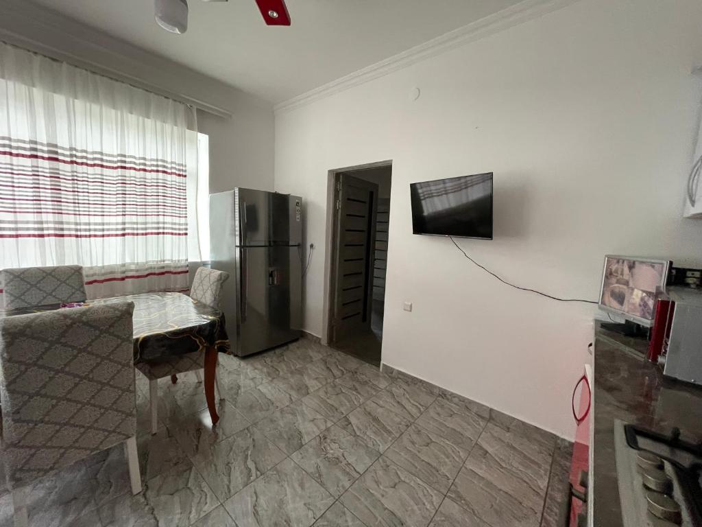 Tahir home photo 1