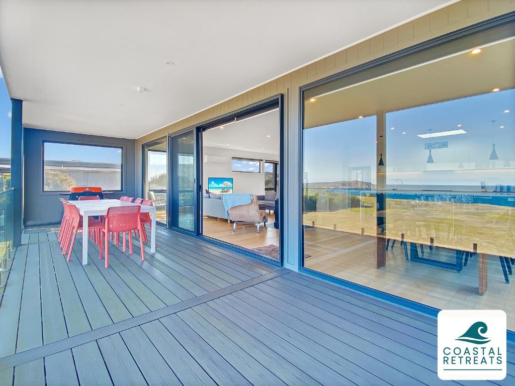 Alonda - Ocean Views photo 2