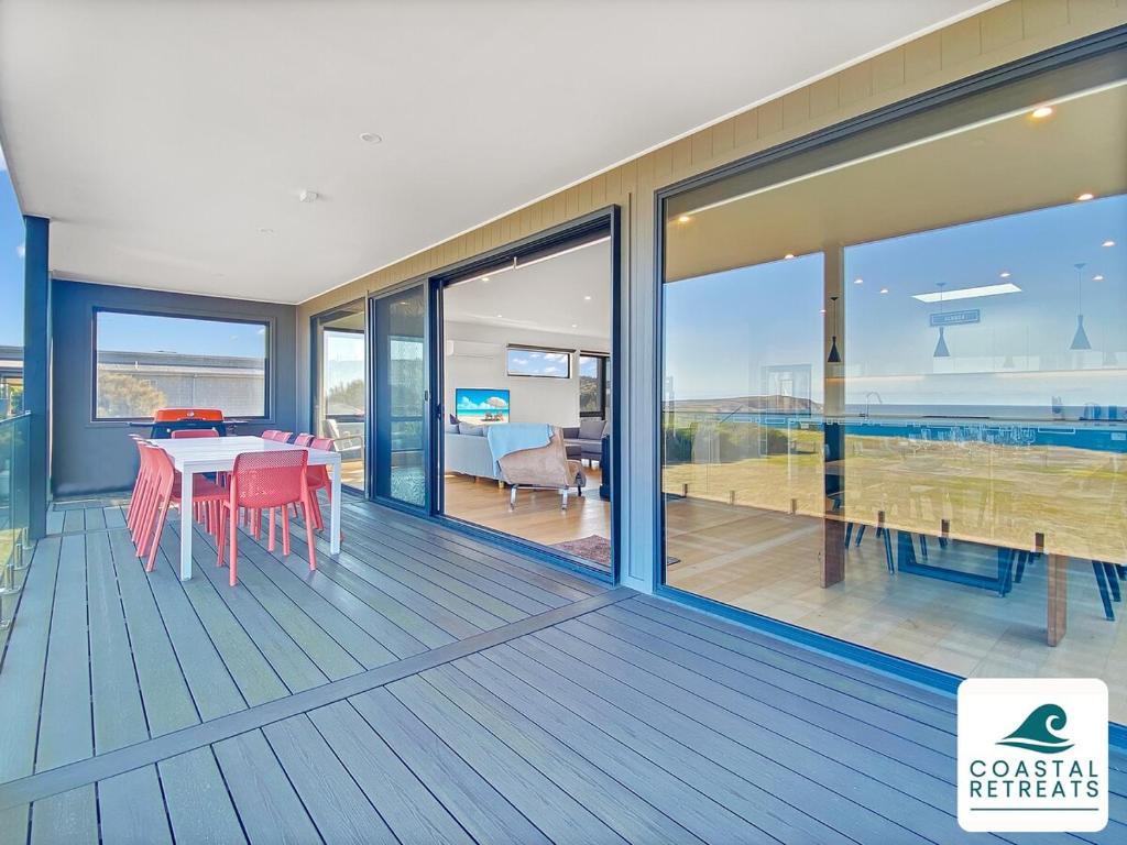 Alonda - Ocean Views photo 3