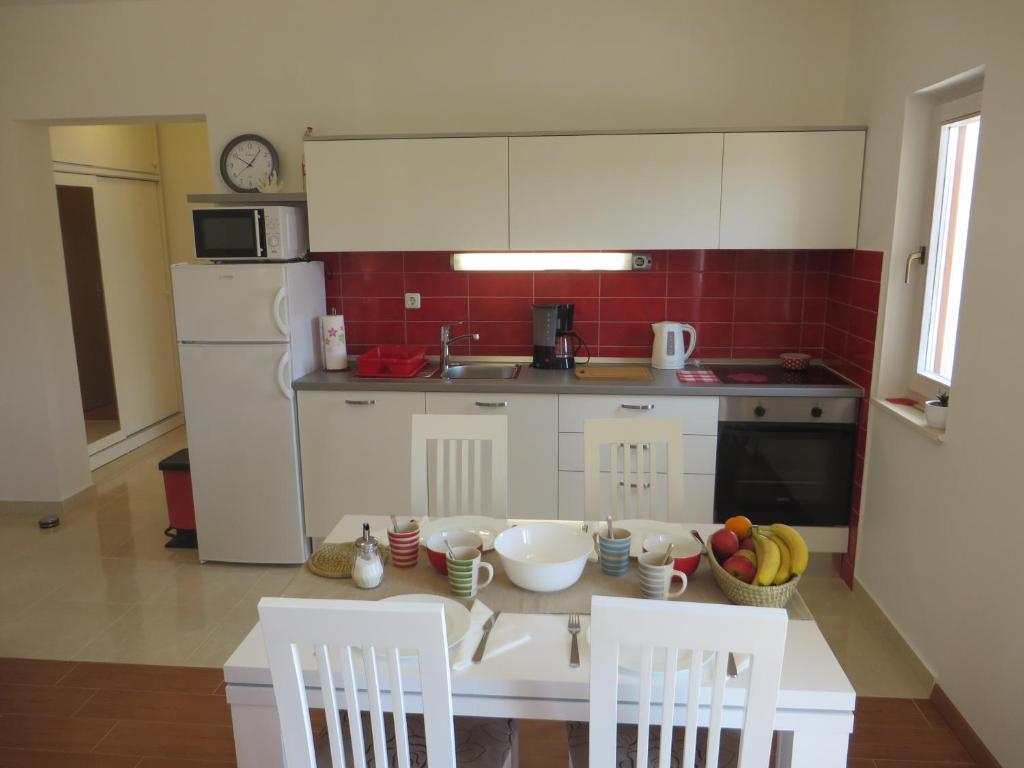 Filipovic Apartments with Pool photo 4