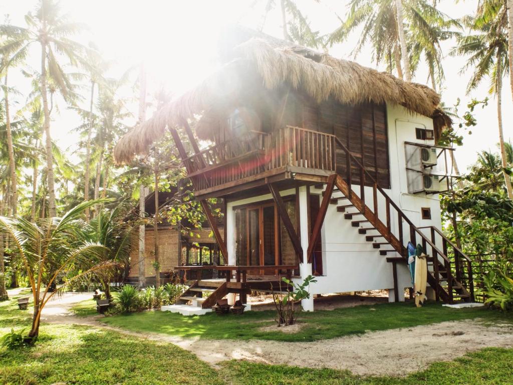 Harana Surf Resort photo 2