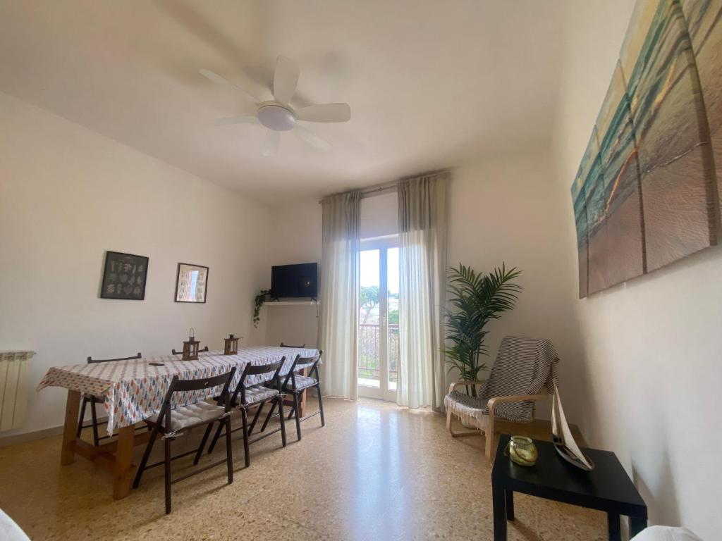 APPARTAMENTO CENTRALE SANTA MARINELLA Room Type - Apartment
