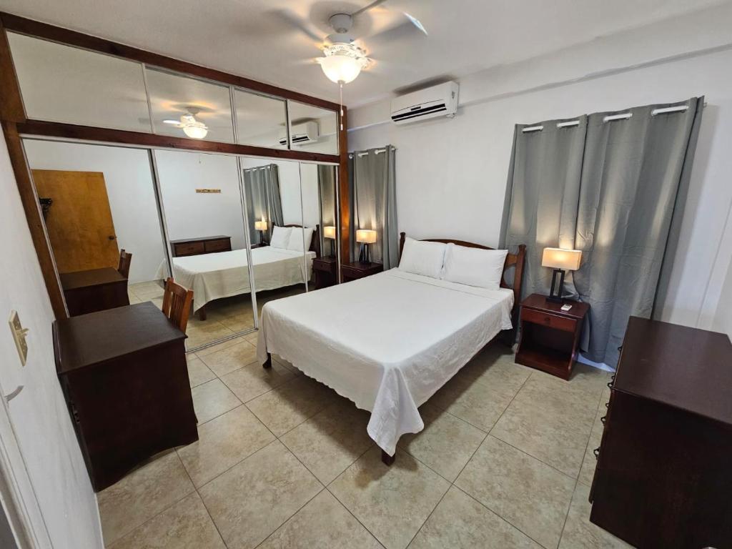 Aurela Residences photo 4