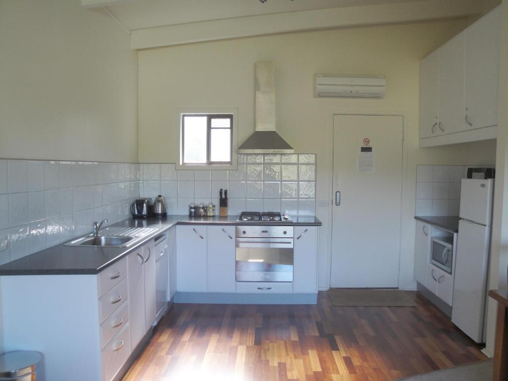 Off Mountain Accommodation photo 1