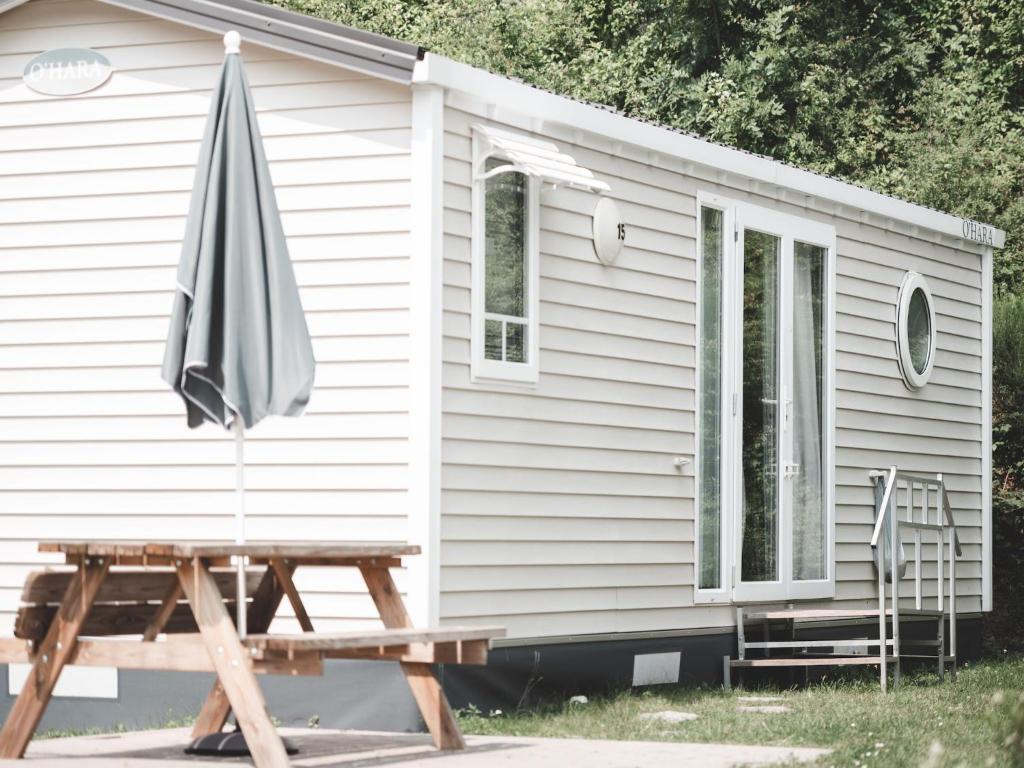 Lovely Chalet with Microwave in Ardennes