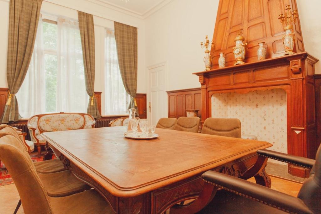 Villa Thor: A Majestic 100-Year-Old Manor photo 2