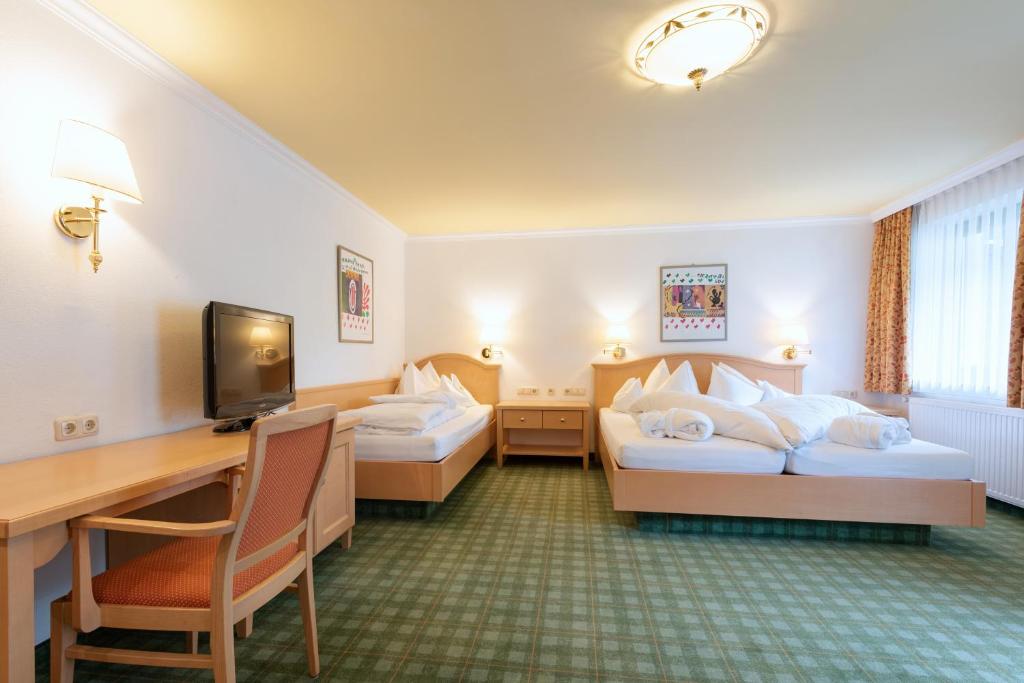 Heart Hotel Arlberg - Tap to explore photos