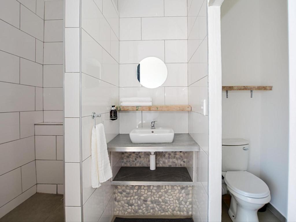 19 Beach Road Room Type - Standard Double Room
