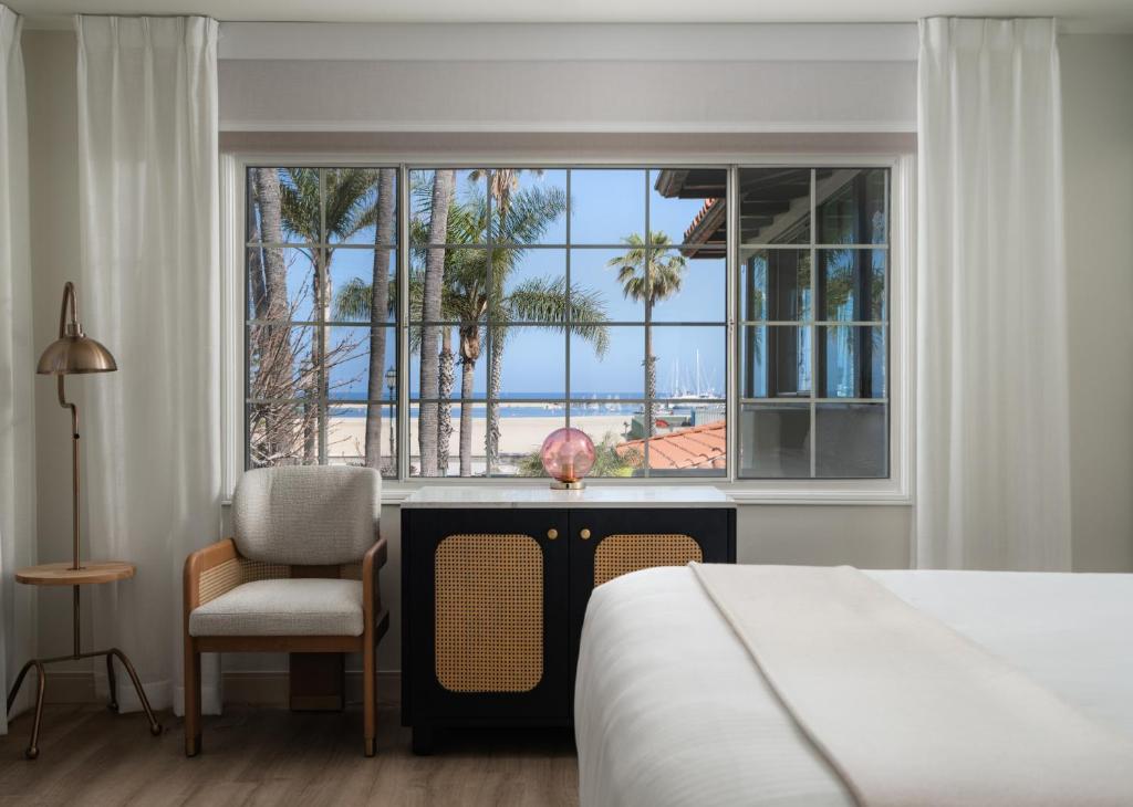 The Milo Room Type - Premier Ocean View King Renovated