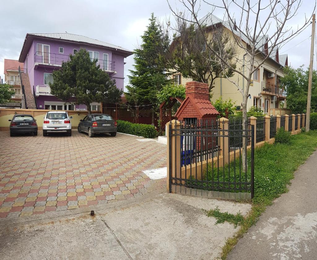 Pensiunea Casa Johnelly photo 4