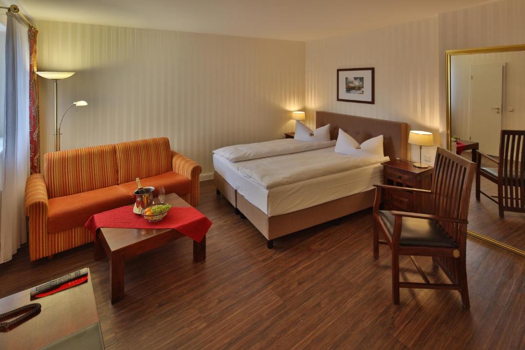 Двухместный (Улучшенный двухместный номер с 1 кроватью), Hotel Elefant