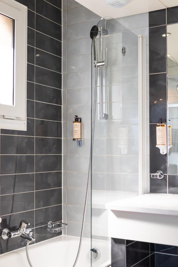 Hotel Cezanne Room Type - Classic Double Room