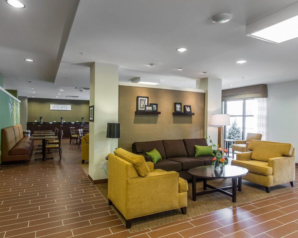 Sleep Inn & Suites Dayton photo 4