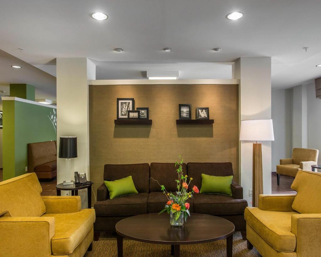 Sleep Inn & Suites Dayton photo 3