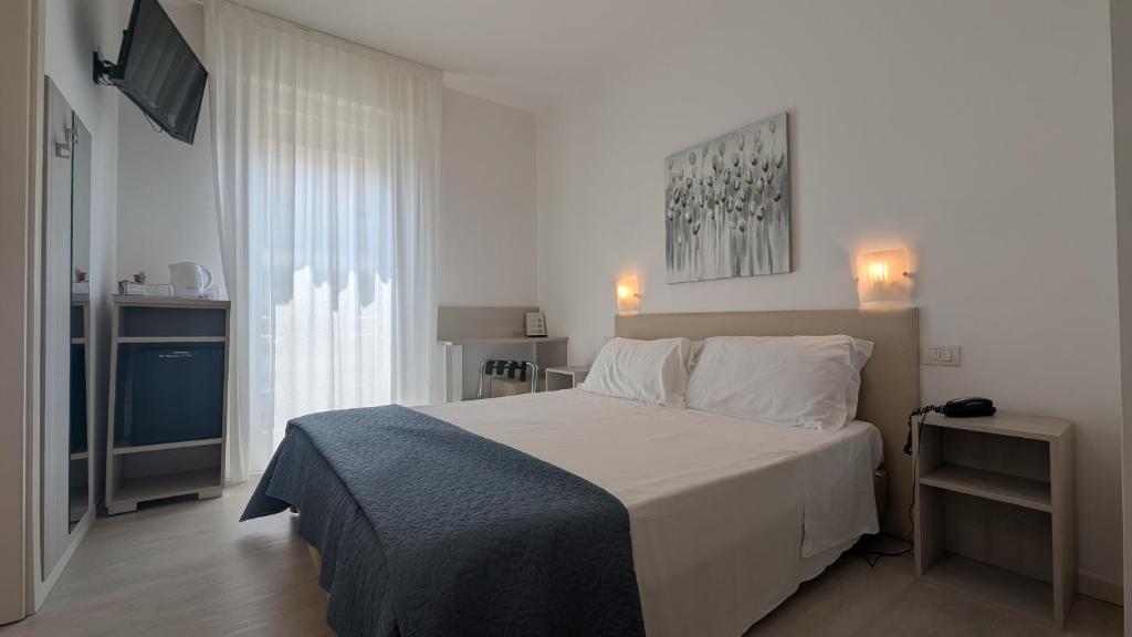 Hotel Villa Anthea - Tap to explore photos