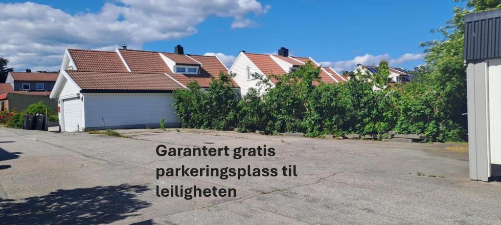 Apartment Tryms vei 20a - Stor Leilighet - Tap to explore photos