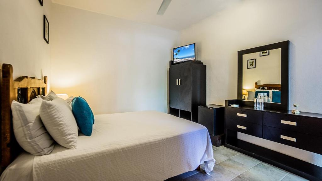 Двухместный (Двухместный номер с 1 кроватью и базовыми удобствами), BRIC Hotel & Spa