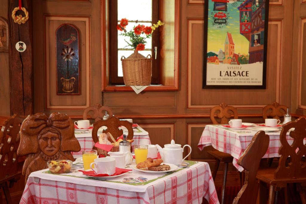 Hotel Restaurant Père Benoît photo 1