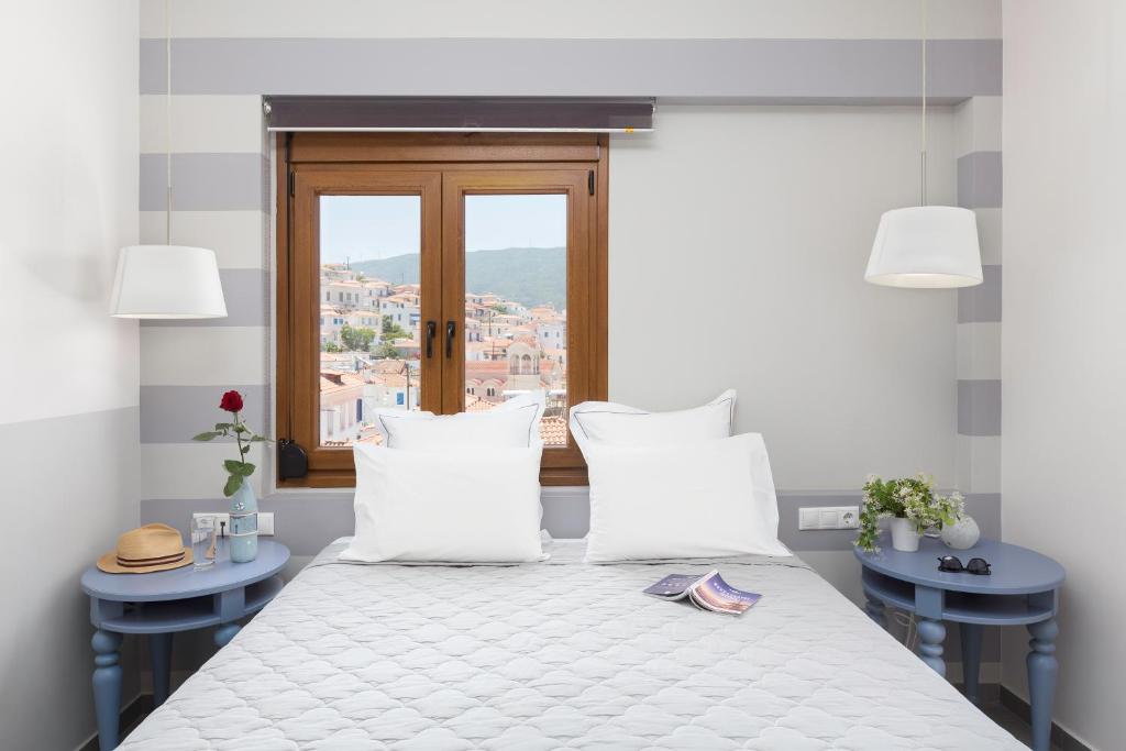 Двухместный (Улучшенный номер с видом на море), Dimitra Boutique Hotel