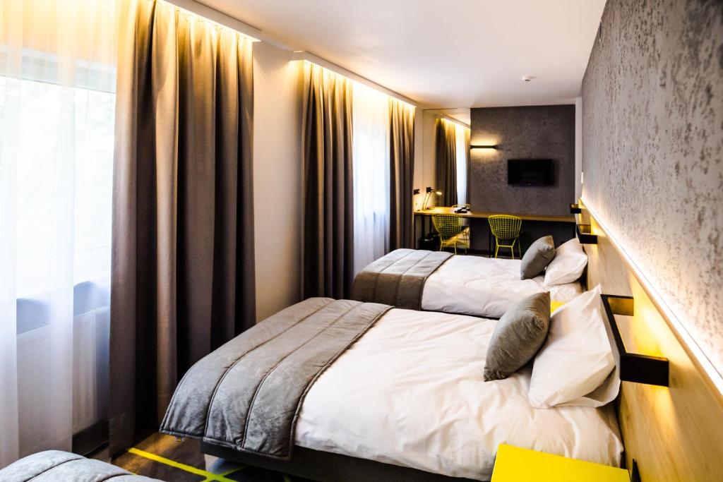 Трехместный (Трехместный номер), Air Hotel