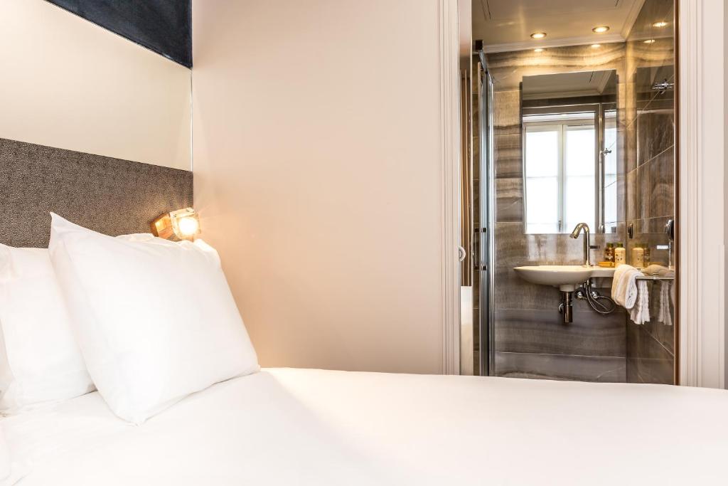 Hotel Duette Paris - Tap to explore photos