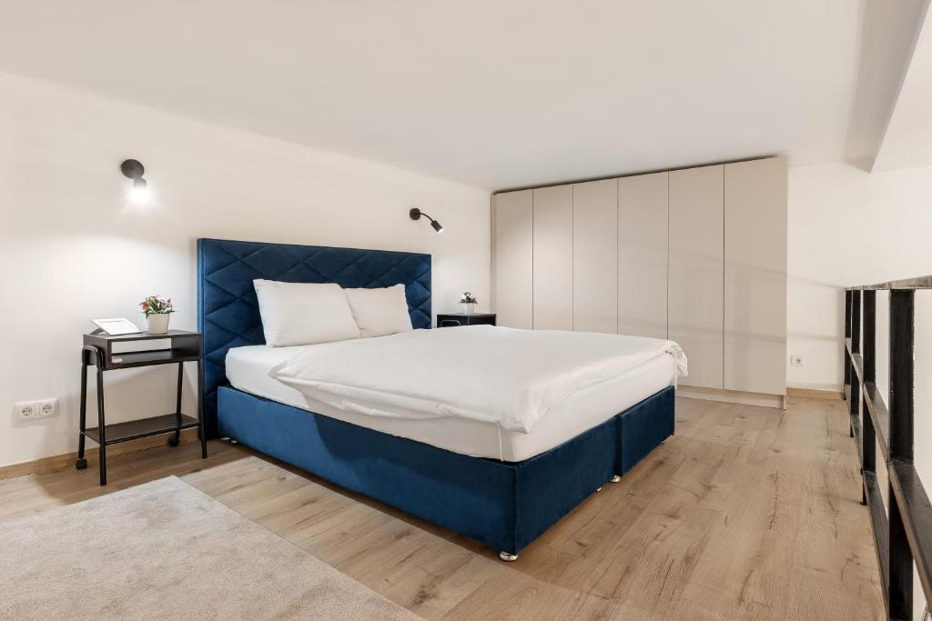 Downtown Suite