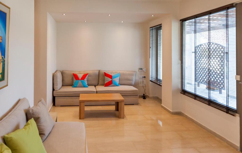 Helion Apartments photo 3