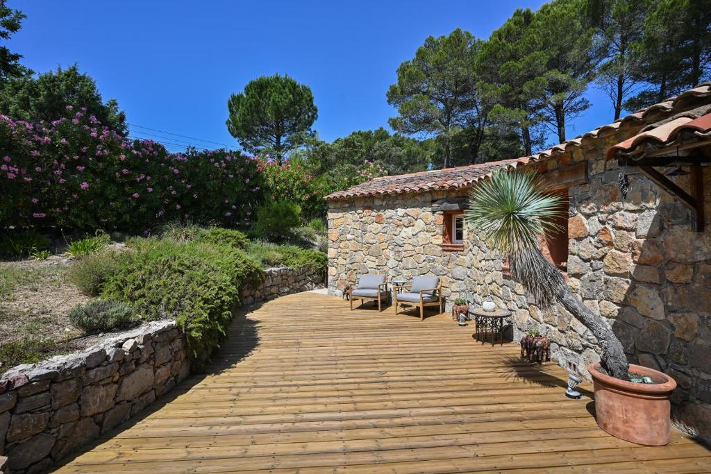 LES TERRASSES DE LORGUES - B&B de charme en Provence, Var